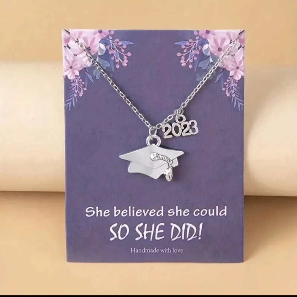 New Silver 2023 Graduation Pendants Necklace - Picture 1 of 1